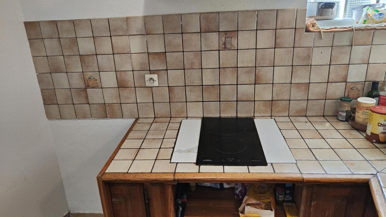 Hotel Les 4 Chenes Pontault-Combault Bagian luar foto